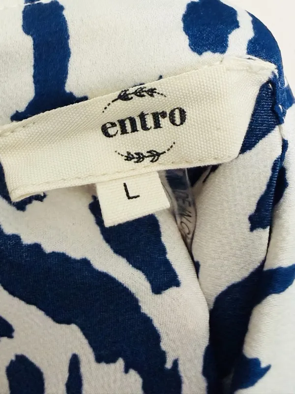 Entro Abstract Button Down Satin Top Smocked Cuff Ruffle Sz L Blue Ivory NWOT - Image 9