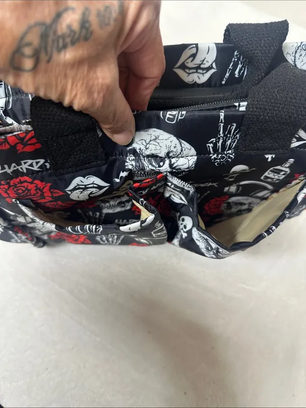 Hard Rock Cafe Black Tote with Red Rose & White Skull Print - Image 8