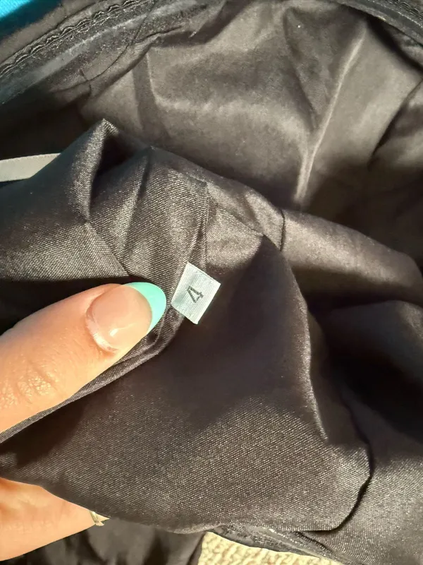 Black Dress Size 4 - Image 3