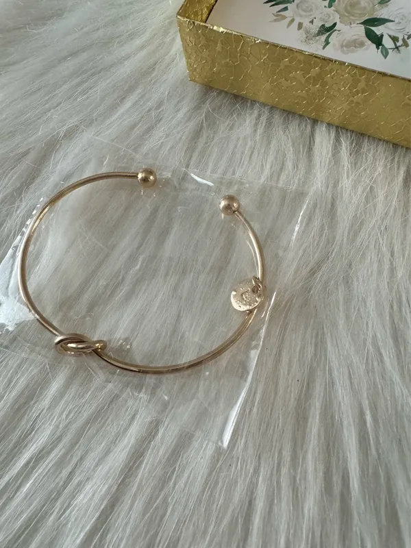 Rose Gold Tie Knot “L” Letter Bracelet - Image 4