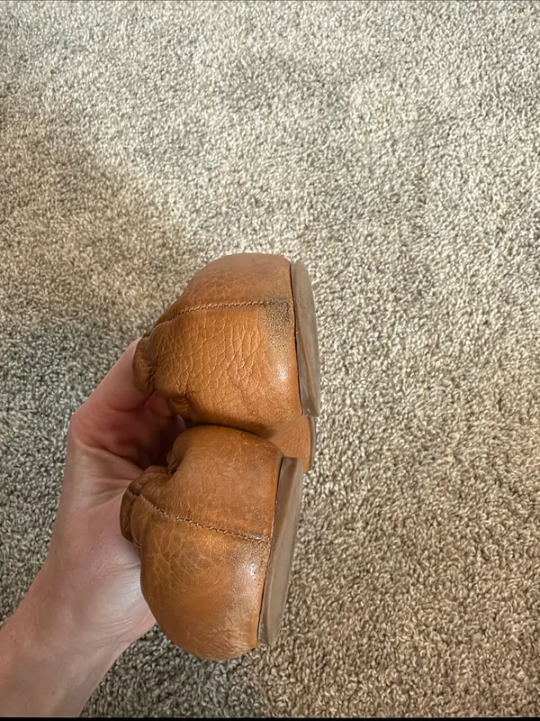 Tory Burch Tan Leather Logo Ballet Flats - Image 6