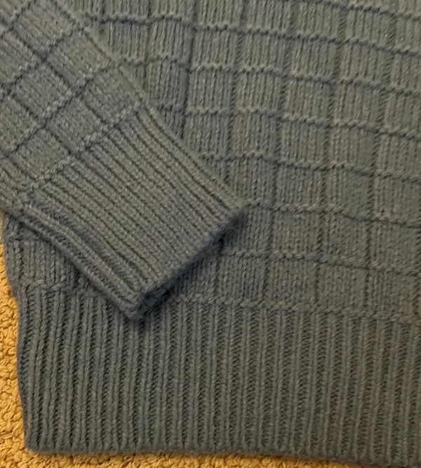 American Eagle sweater - Image 3