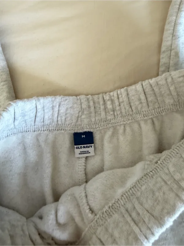 Gray old navy sweatpants - Image 3