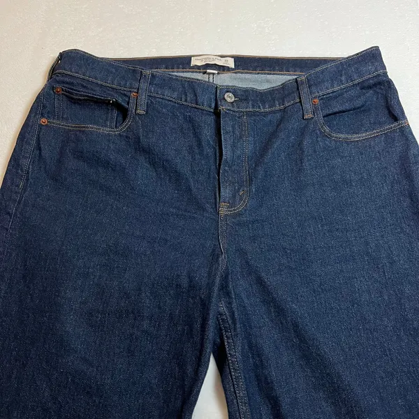 Abercrombie & Fitch Curve Love Mid Rise 90s Straight Jeans Size 33L Casual - Image 3