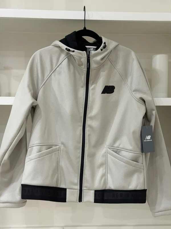New Balance Women’s Cream Hooded Zip Jacket - Image 4