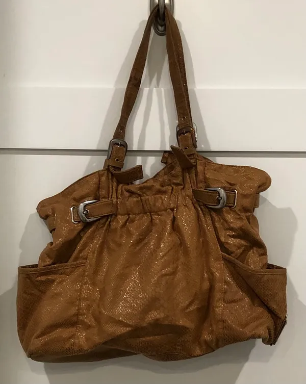 Reaction Large Handbag - Image 4