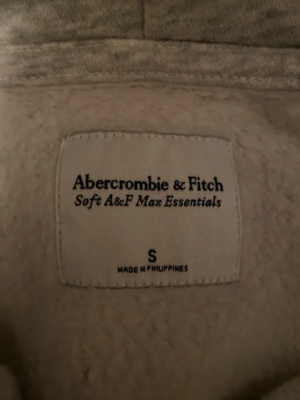 Abercrombie Sweatshirt - Image 3