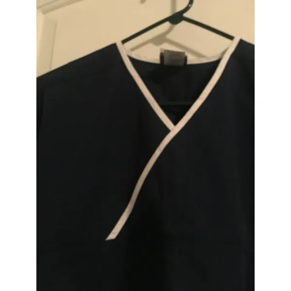 Malibu Doc Women's Blue White Scrub Top V Neck Nurse Medical Size Large - Image 4