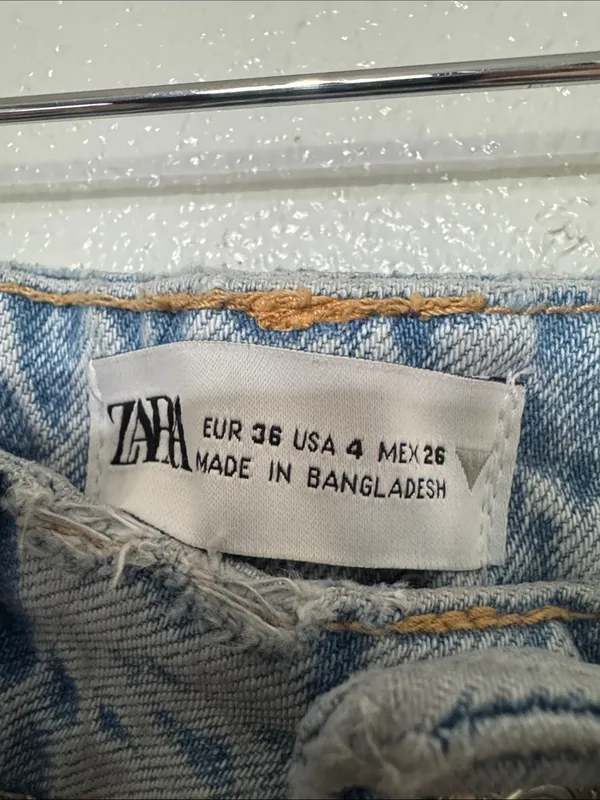 ZARA Light Wash High-Waisted Mom Jeans Tapered Leg - Size 4 (EUR 36) - Image 2