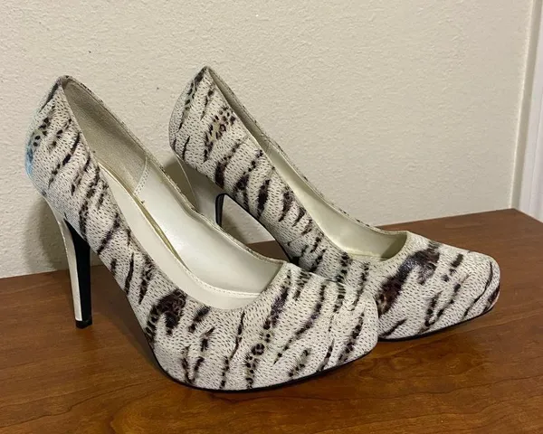 Qupid Beige Leopard Print High Heel - Image 2