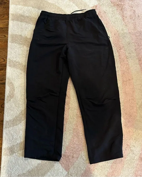 Aritzia TNA Sawyer Black Pants - Image 2