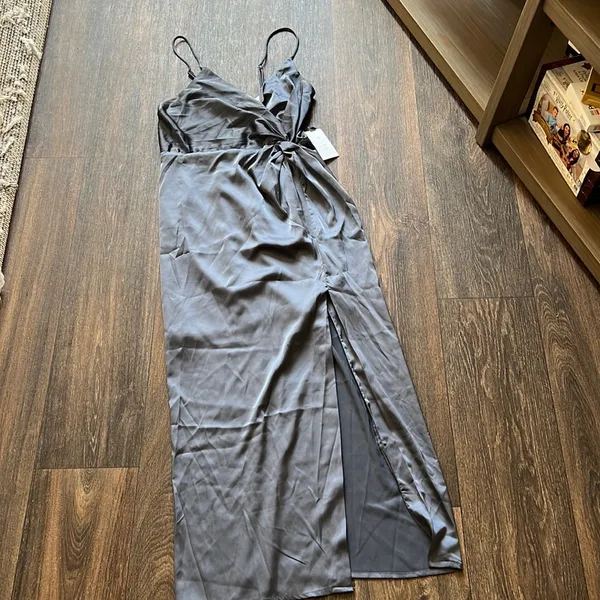 ASTR the Label Dress Gray Dress - Image 2