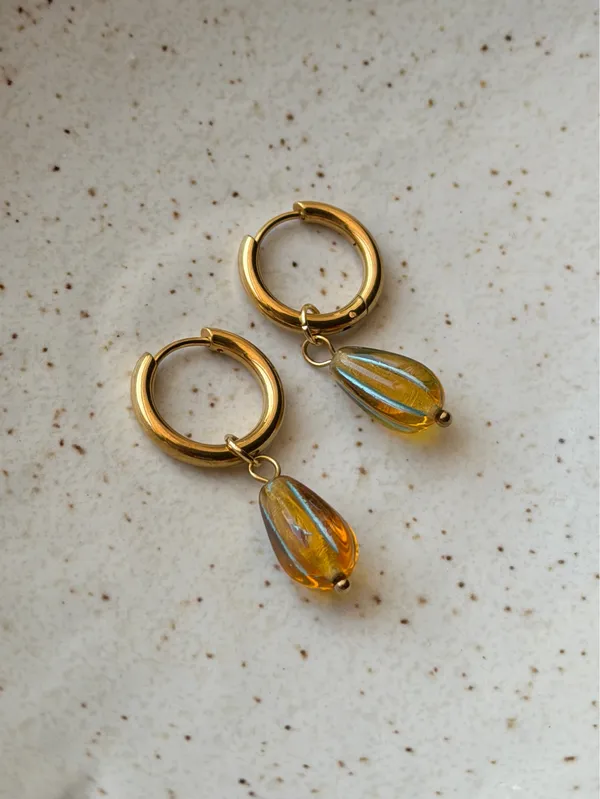 Handmade teardrop Czech glass simple minimalist hoop dangle earrings🤎 - Image 4