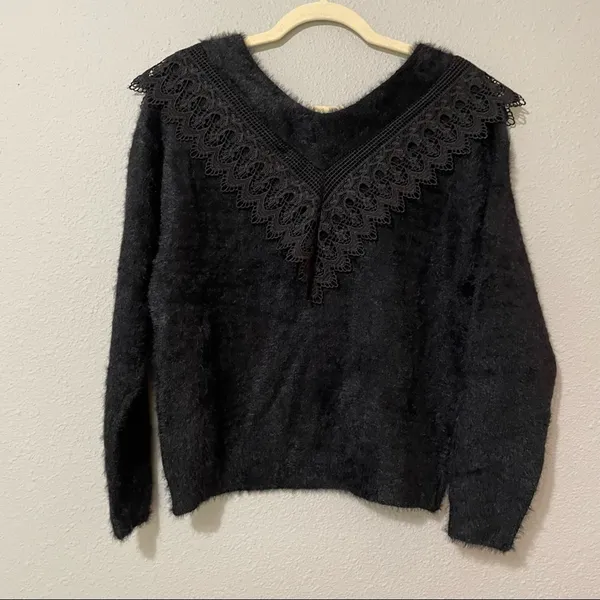 En Crème Black V Neck Lace Collar Fuzzy Sweater Womens S Whimsigoth Witchy - Image 9