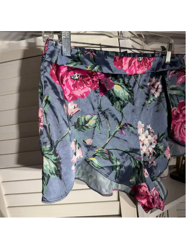 Victoria's Secret satin floral shorts pj bottom sexy boho fairy festival sz L - Image 3