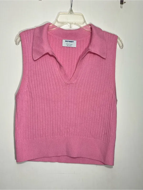 Old navy Sleeveless Rib-Knit Cropped Polo size L - Image 2