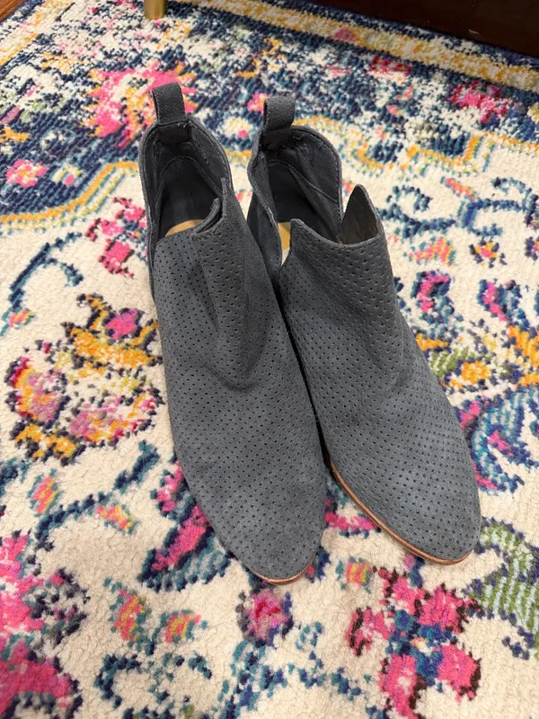 DV by Dolce Vita Booties - Image 2