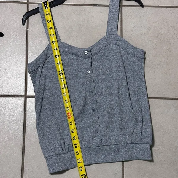 Loft Outlet Women‎ Gray Button Tank Top Size Small - Image 6