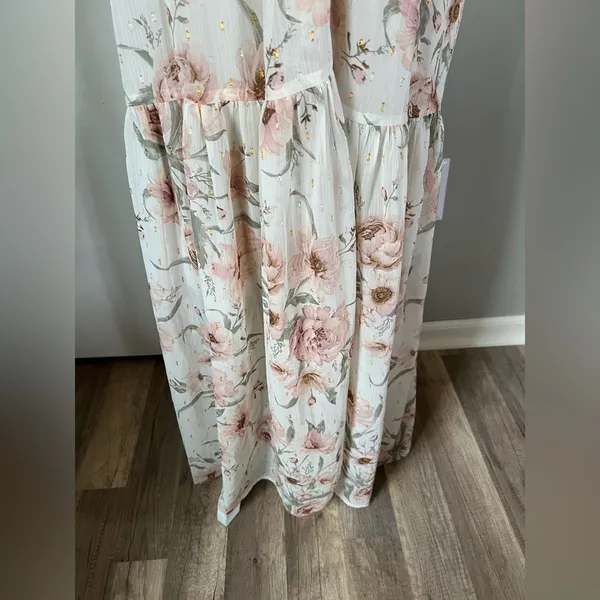 NWT Love Stitch Woman’s White Flower Airy Lightweight Boho Maxi Dress Size Large - Image 4