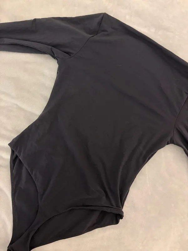 SKIMS Square Neck Bodysuit - Image 3