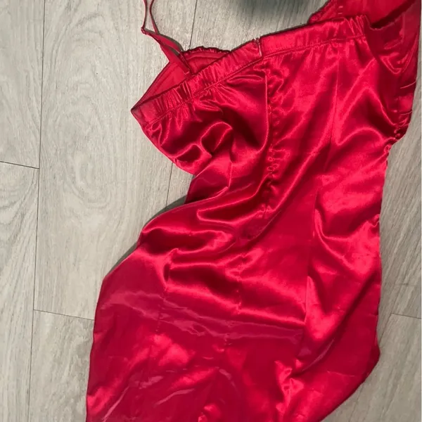 Y2K Red Satin Mini Dress with Ruched Sides - Image 3