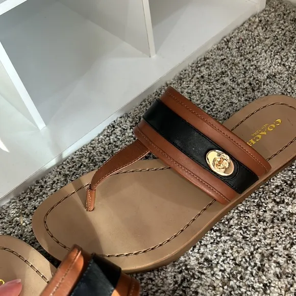 Coach sandals - Image 2