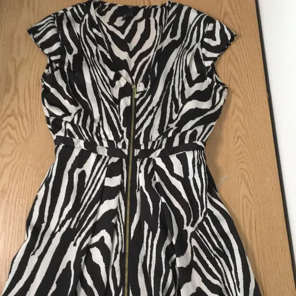 Womens H&M Black and White Satin Zebra Print Shirt Dress Size 6 - Image 5