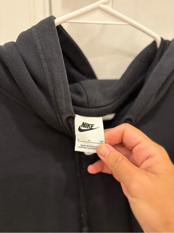 Nike Black Women's Pullover Hoodie - Image 4