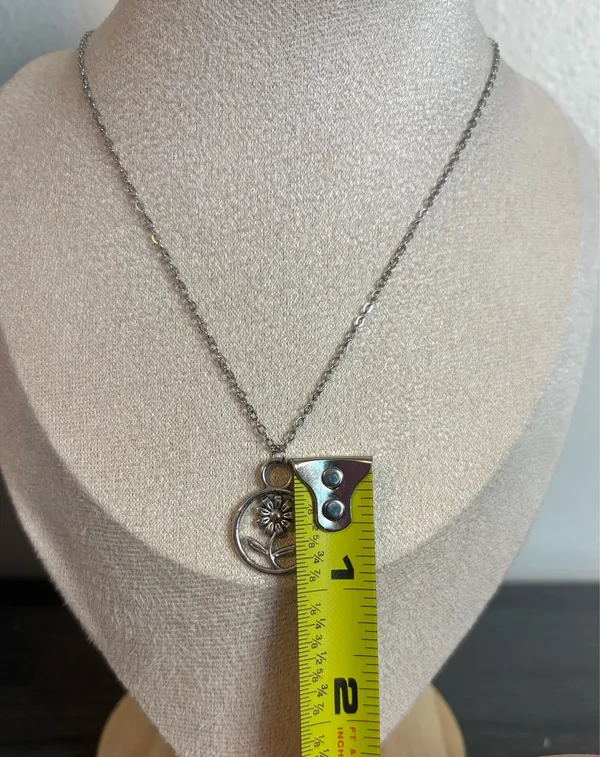 Handmade Silver Flower Necklace - Image 5
