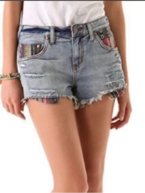 Free People Aztec Embroidered Cut Off Distressed Denim Shorts Size 31 - Image 2