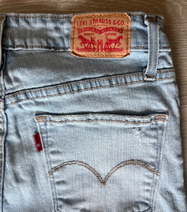 Levi’s Jeans - Image 4