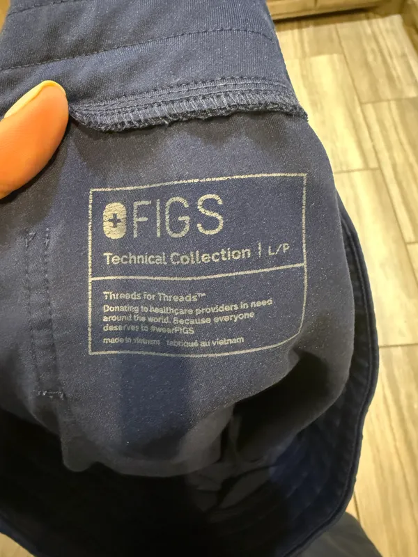FIGS Sz LP Jogger Scrub Pants! No :( - Image 3