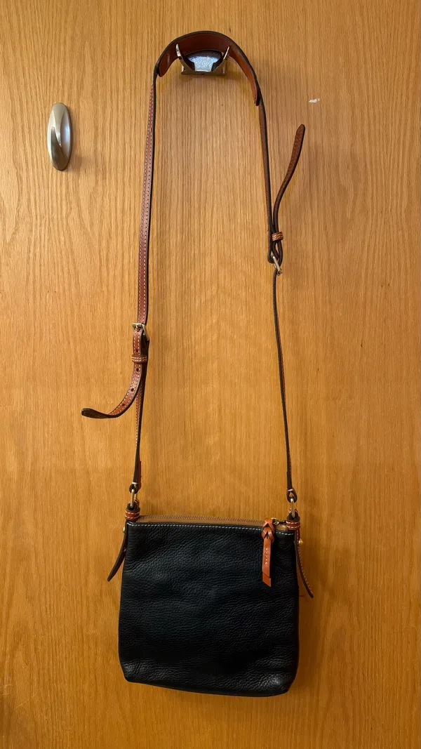 This is a Dooney & Bourke black pebbled leather crossbody - Image 3