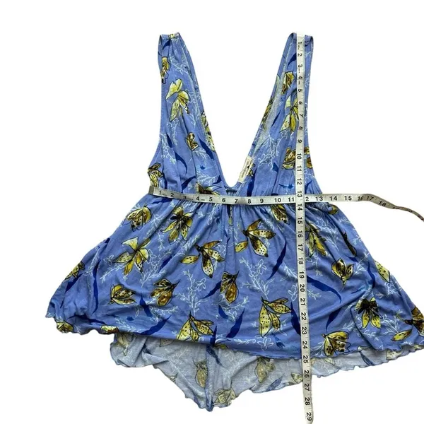 Urban Outfitters Isla Plunge Babydoll Top Size Medium - Image 6