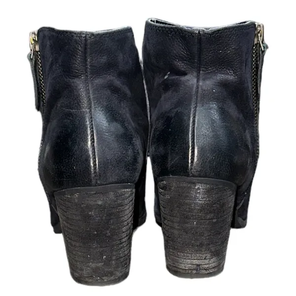 Women's Black Leather Ankle Heeled Boots Size‎ 5.5 - Image 5