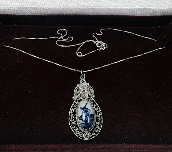 Sterling Silver Filigree Deift Dutch Pendant Signed Deift - Image 2