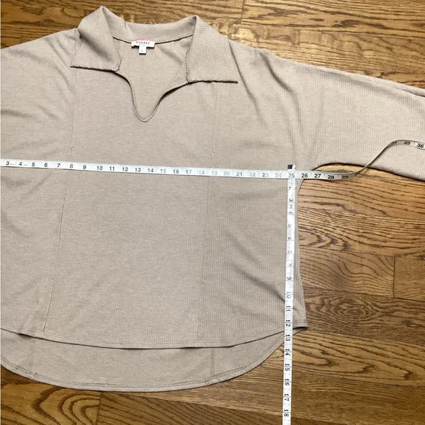 Andree by Unit V-neck Collared ribbed top Tan Size Large - Image 5