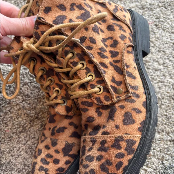 Billabong Leopard Print Lace and Zip Booties - Image 11