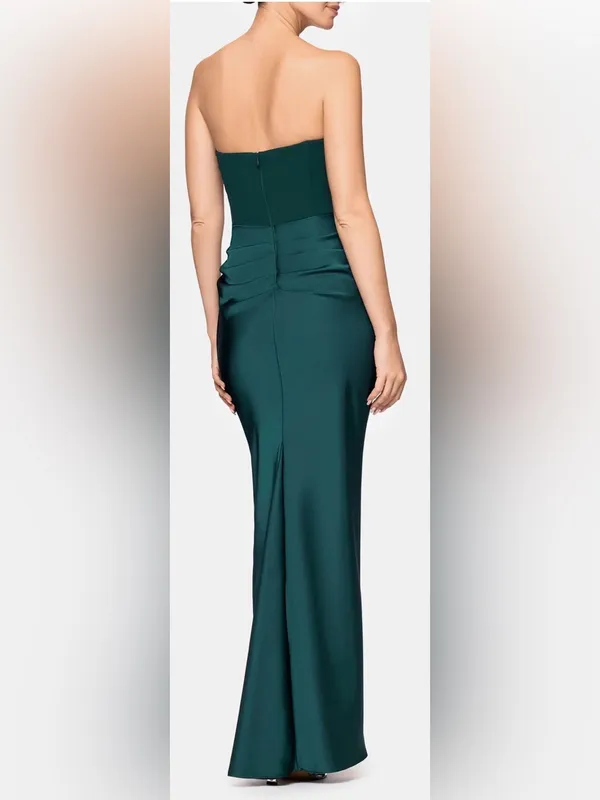 NWOT Betsy & Adam strapless mixed media green gown Sz 4 - Image 2