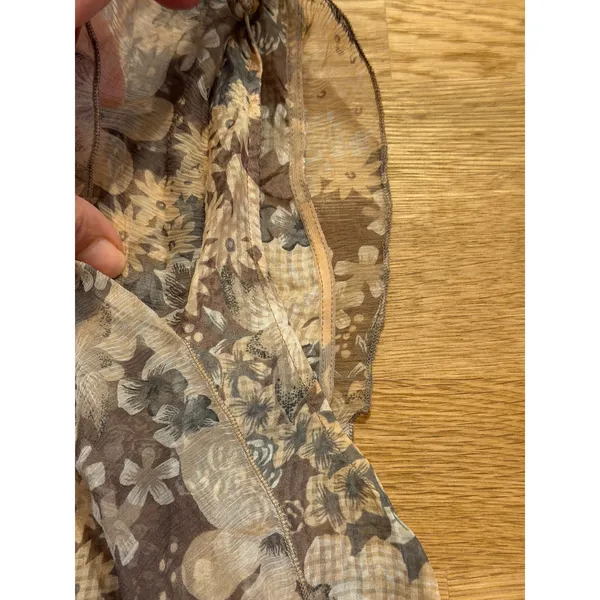 Vintage Y2K Intimissimi Moody Floral Semi Sheer Silk Top Women's sz. Medium - Image 10