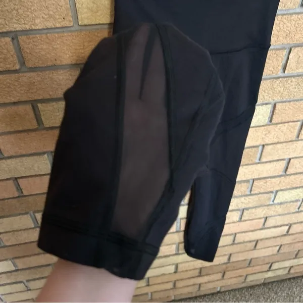Lululemon Athletica High Rise Mesh Leggings Women's Black Athletic Size 4 - Image 2