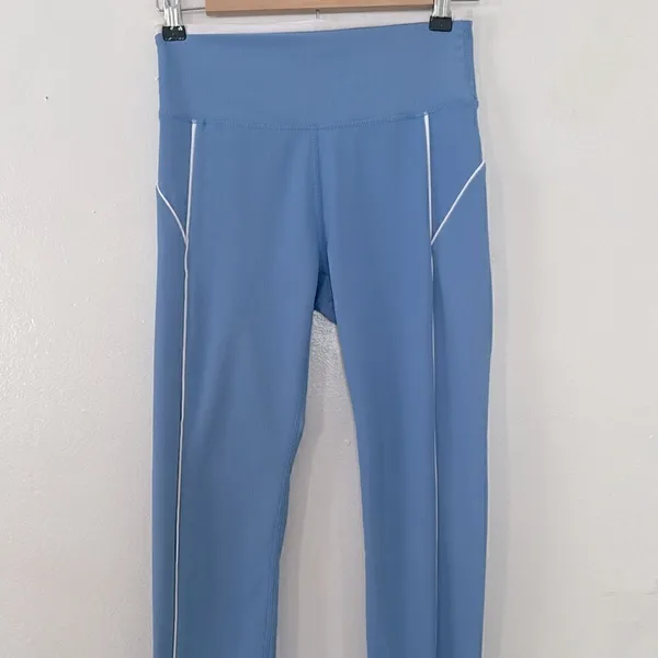 WILO blue Leggings EUC Blue Size M - Image 2