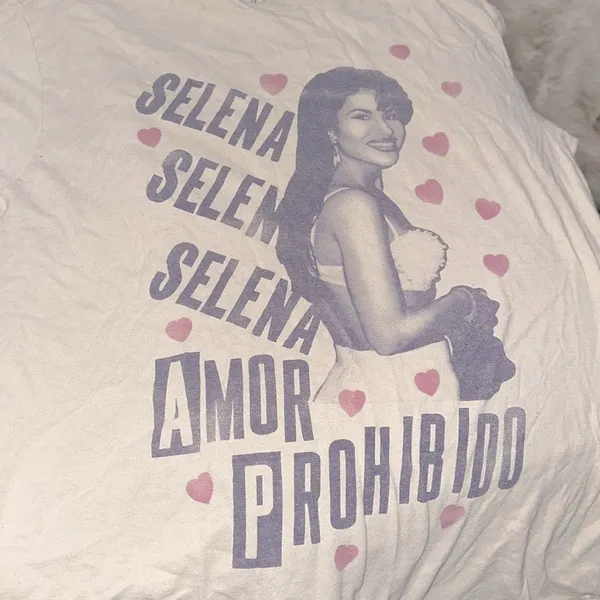 Junk Food Clothing Beige Selena Graphic Tee size medium - Image 6