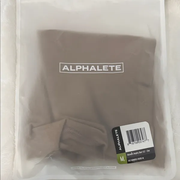 Alphalete Amplify Shorts - Image 2