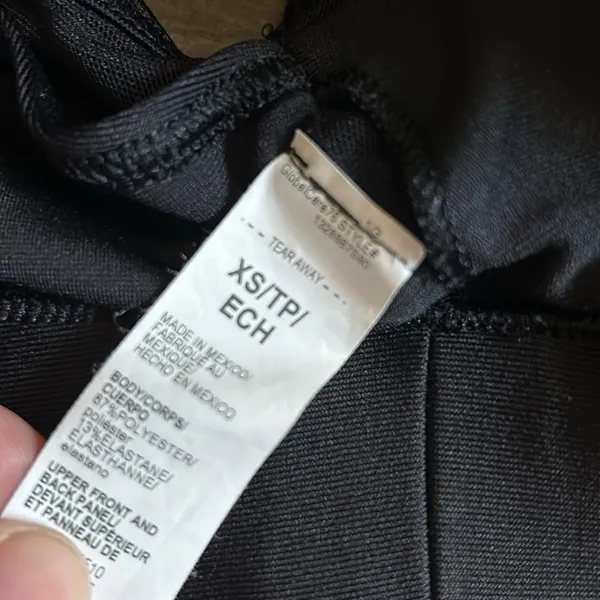 Under armour sports bra - Image 4