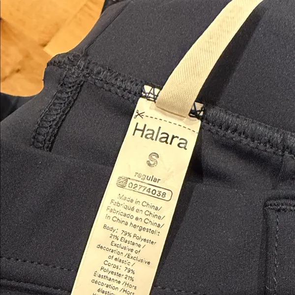 HALARA Navy flare leg Women's trouser Pants‎ small - Image 3