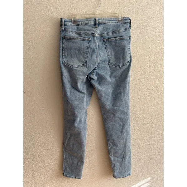 Old Navy O.G. Straight Jeans 12 Tall High Rise Distressed Acid Wash Button Fly - Image 2