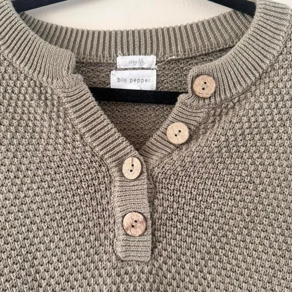 Blu-pepper Women's Green and Grey Jumper - Image 2