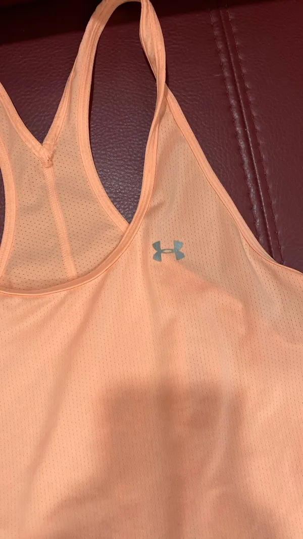 Under Armour Top and Shorts - Image 9