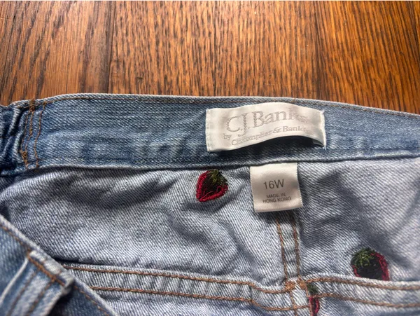 Christopher & Banks Strawberry Jeans - Image 4